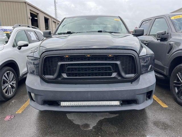2018 RAM 1500 Express Crew Cab 4x4 57 Box