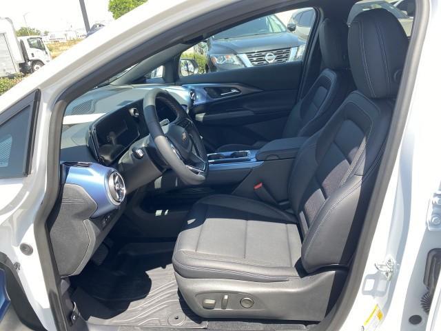 2025 Chevrolet Equinox LT 2
