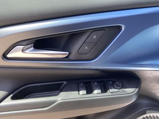 2025 Chevrolet Equinox LT 2