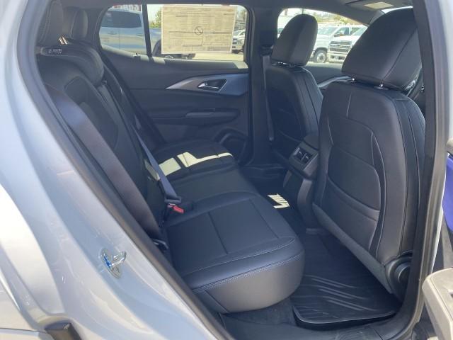 2025 Chevrolet Equinox LT 2