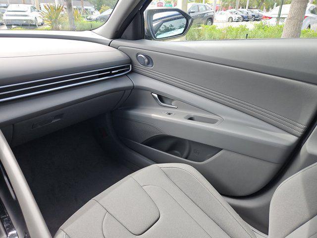 2025 Hyundai Elantra Hybrid SEL Sport