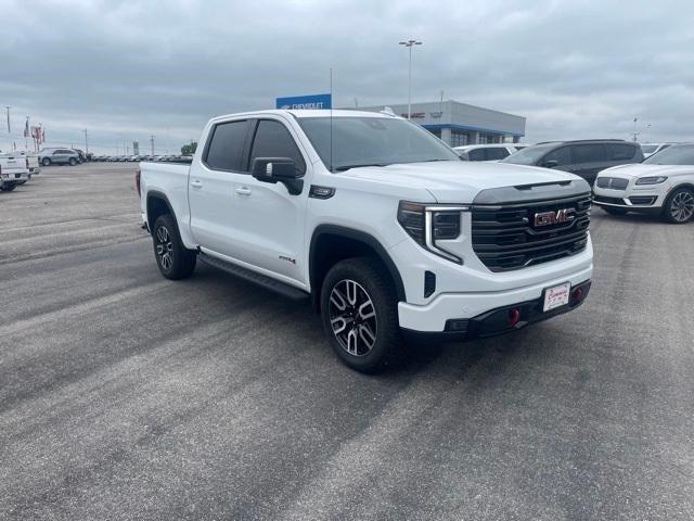 2024 GMC Sierra 1500 4WD Crew Cab Short Box AT4