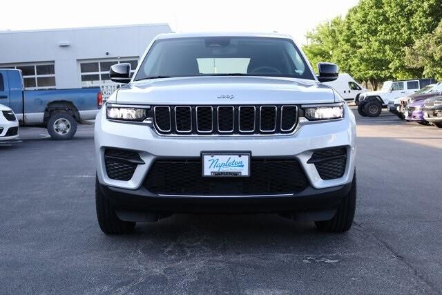 2023 Jeep Grand Cherokee Laredo 4x4