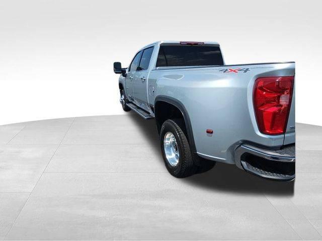 2023 Chevrolet Silverado 3500HD 4WD Crew Cab Long Bed LTZ