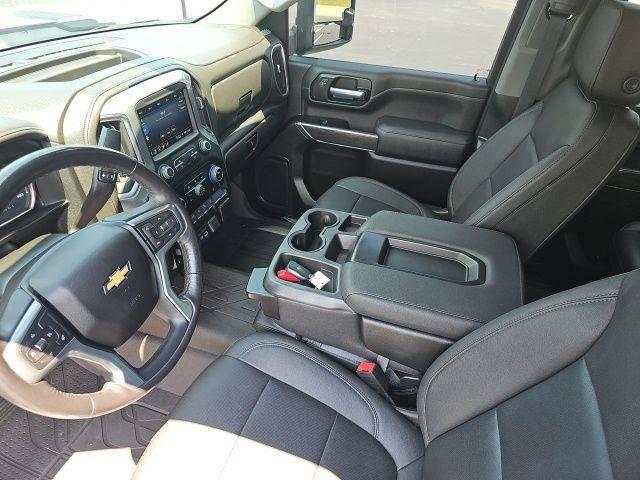 2023 Chevrolet Silverado 3500HD 4WD Crew Cab Long Bed LTZ