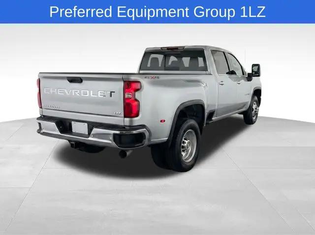 2023 Chevrolet Silverado 3500HD 4WD Crew Cab Long Bed LTZ
