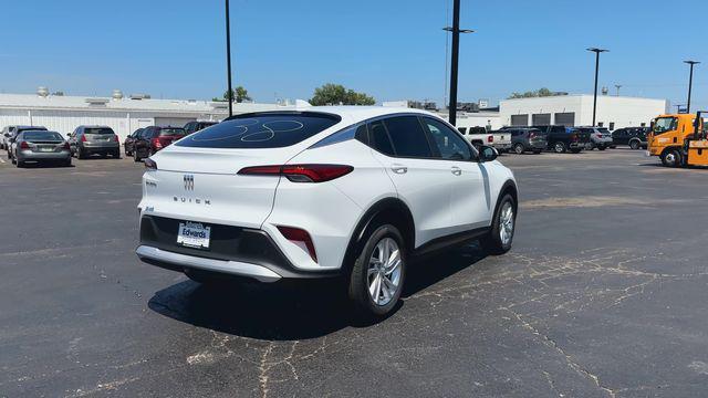 2025 Buick NV Preferred FWD