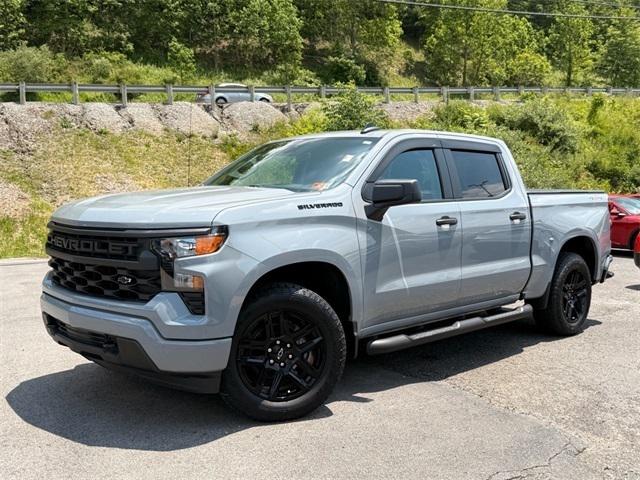 2024 Chevrolet Silverado 1500 4WD Crew Cab Short Bed Custom