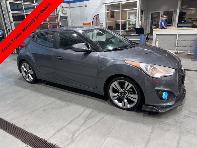 2013 Hyundai Veloster Base w/Black