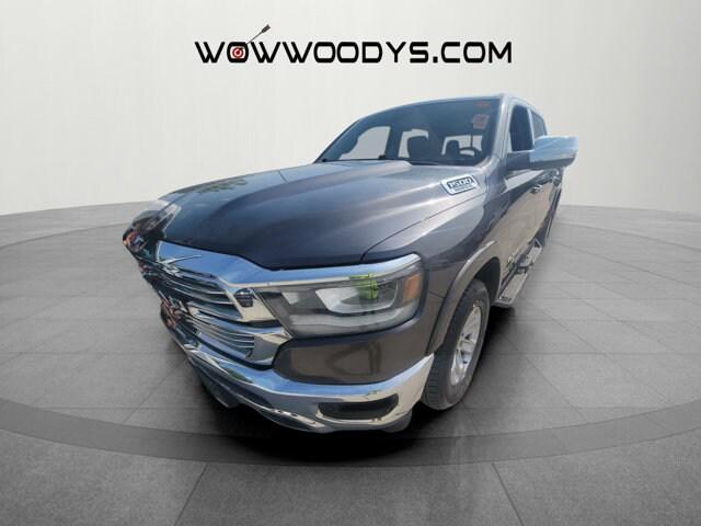 2020 RAM 1500 Laramie Crew Cab 4x4 57 Box