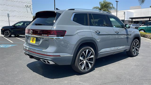 2025 Volkswagen Atlas 2.0T SEL Premium R-Line