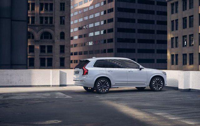 2026 Volvo XC90 Plug-In Hybrid T8 Plus 7-Seater