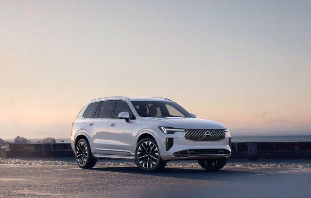 2026 Volvo XC90 Plug-In Hybrid T8 Plus 7-Seater
