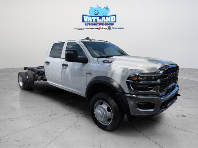 2025 RAM Ram 5500 Chassis Cab RAM 5500 TRADESMAN CHASSIS CREW CAB 4X4 84 CA 2025 RAM Ram 5500 Chassis Cab RAM 5500 TRADESMAN CHASSIS CREW CAB 4X4 84 CA