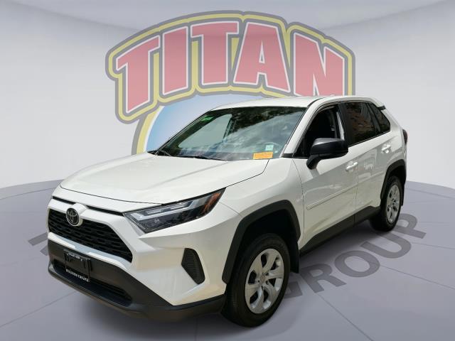 2023 Toyota RAV4 LE [6]