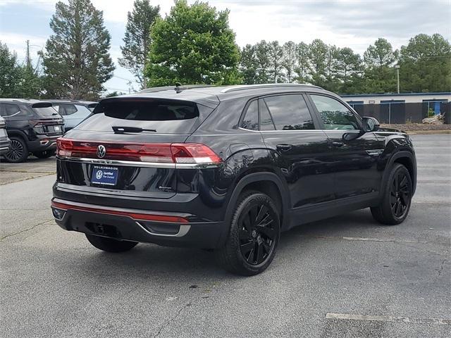 2025 Volkswagen Atlas Cross Sport 2.0T SE w/Technology