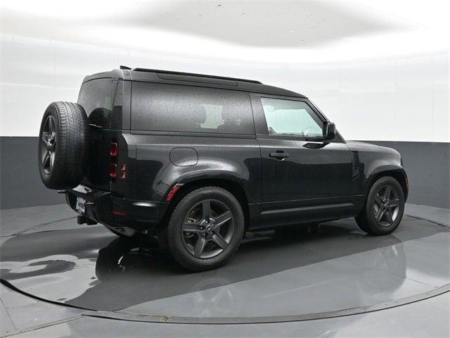 2024 Land Rover Defender 90 P400 X-Dynamic SE