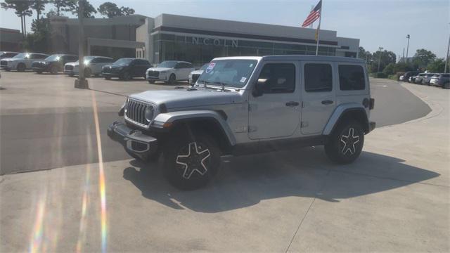 2024 Jeep Wrangler 4-Door Sahara 4x4