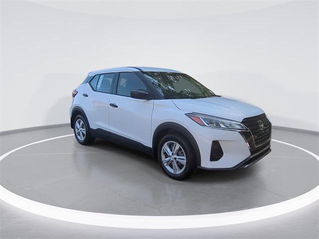 2022 Nissan Kicks S Xtronic CVT