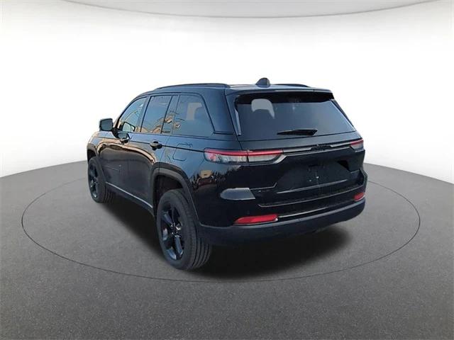 2025 Jeep Grand Cherokee GRAND CHEROKEE ALTITUDE 4X4 2025 Jeep Grand Cherokee GRAND CHEROKEE ALTITUDE 4X4