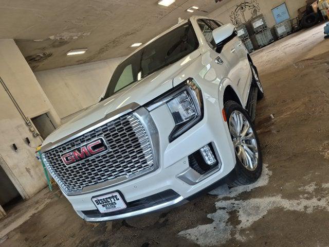 2022 GMC Yukon 4WD Denali