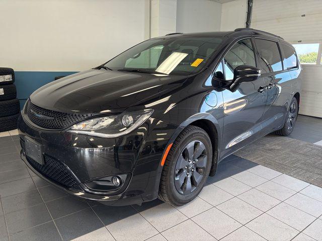 2020 Chrysler Pacifica Hybrid Limited