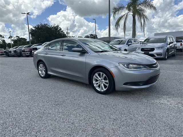 2017 Chrysler 200 Touring