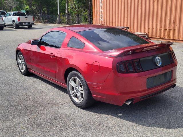 2014 Ford Mustang V6