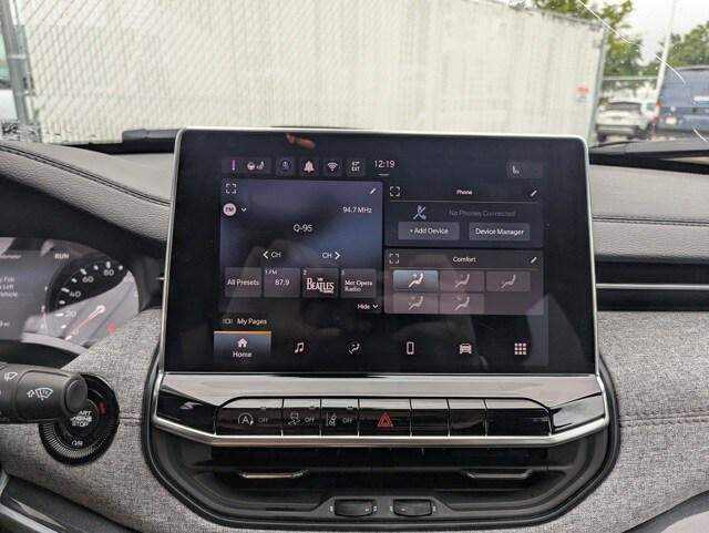 2024 Jeep Compass Latitude Lux FWD
