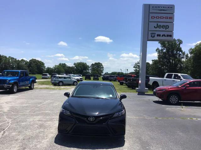2022 Toyota Camry SE Nightshade Edition