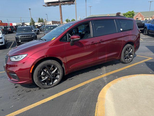 2023 Chrysler Pacifica Touring L AWD