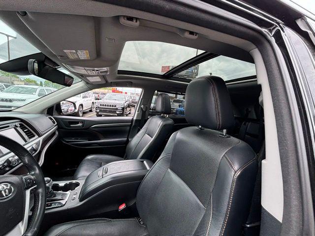 2018 Toyota Highlander Limited Platinum