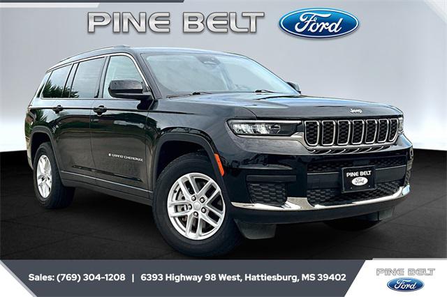 2023 Jeep Grand Cherokee L Laredo 4x4