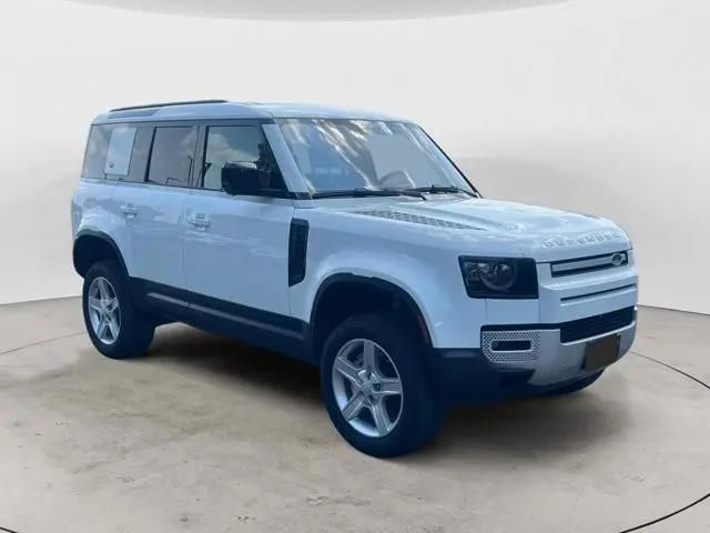2020 Land Rover Defender 110 SE