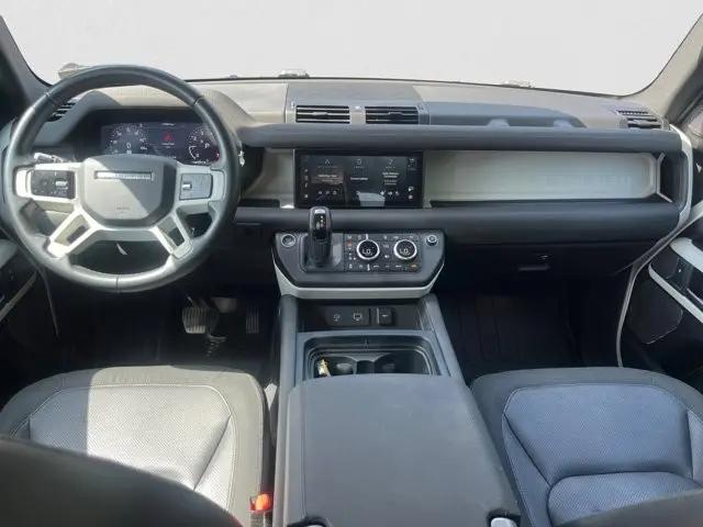 2020 Land Rover Defender 110 SE