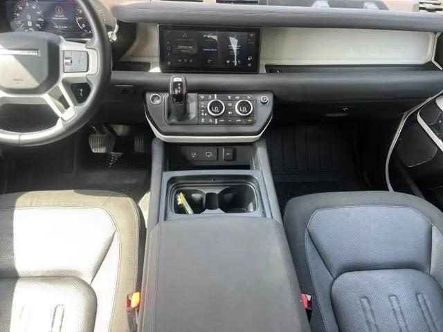 2020 Land Rover Defender 110 SE