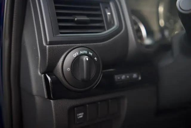 2023 Nissan Titan Crew Cab SV 4x4