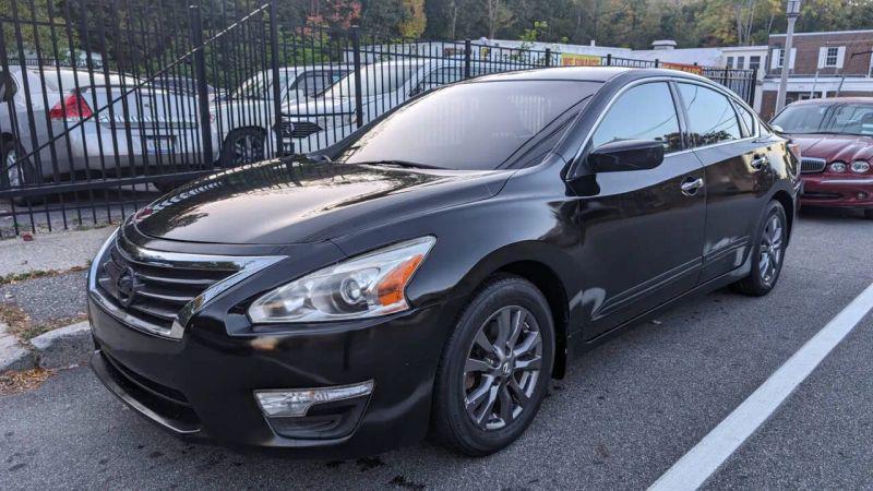 2015 Nissan Altima 2.5 S for sale in East Meadow, NY