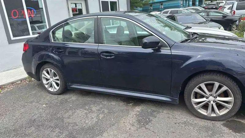 2014 Subaru Legacy 2.5i Premium