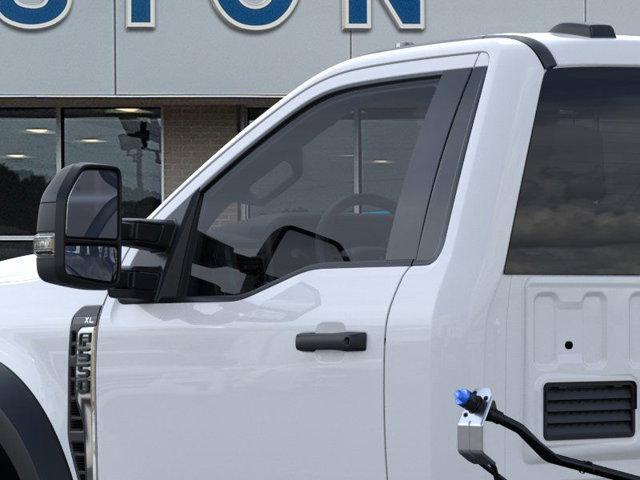 2025 Ford F-550 XL