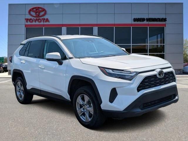 2024 Toyota RAV4 XLE