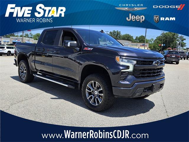 2022 Chevrolet Silverado 1500 4WD Crew Cab Short Bed RST