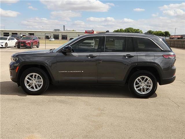2024 Jeep Grand Cherokee Laredo X 4x2
