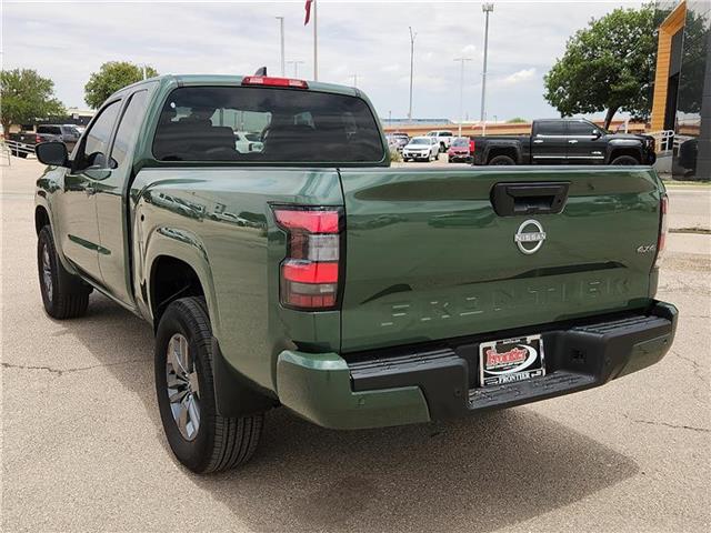 2025 Nissan Frontier King Cab SV 4x4