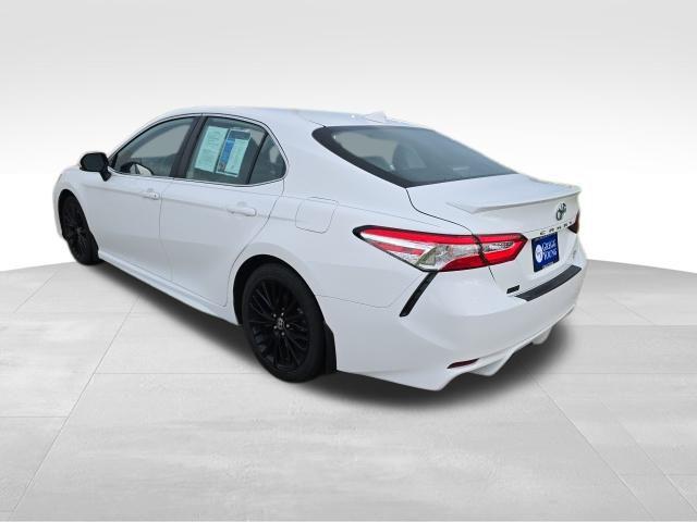 2020 Toyota Camry SE AWD