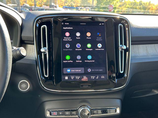 2026 Volvo XC40 Plus, B5 AWD Gas (mild hybrid), Dark