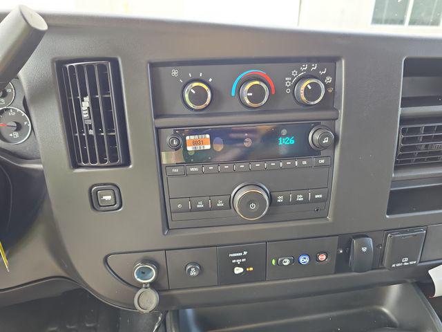 2025 GMC Savana Cutaway 4500 Van