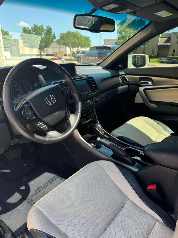 Used 2016 Honda Accord For Sale in Addison, TX