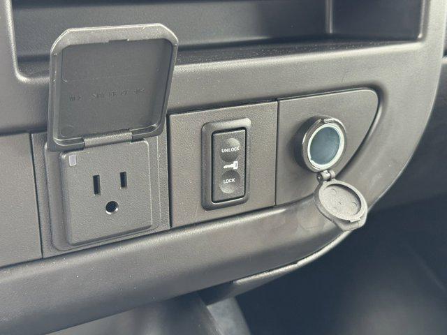 2025 GMC Savana Cutaway Work Van