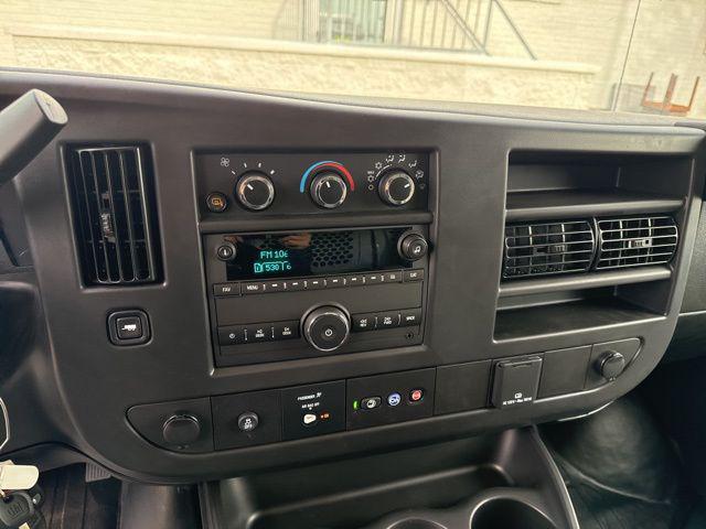 2025 Chevrolet Express Cargo Van RWD 2500 Regular Wheelbase WT